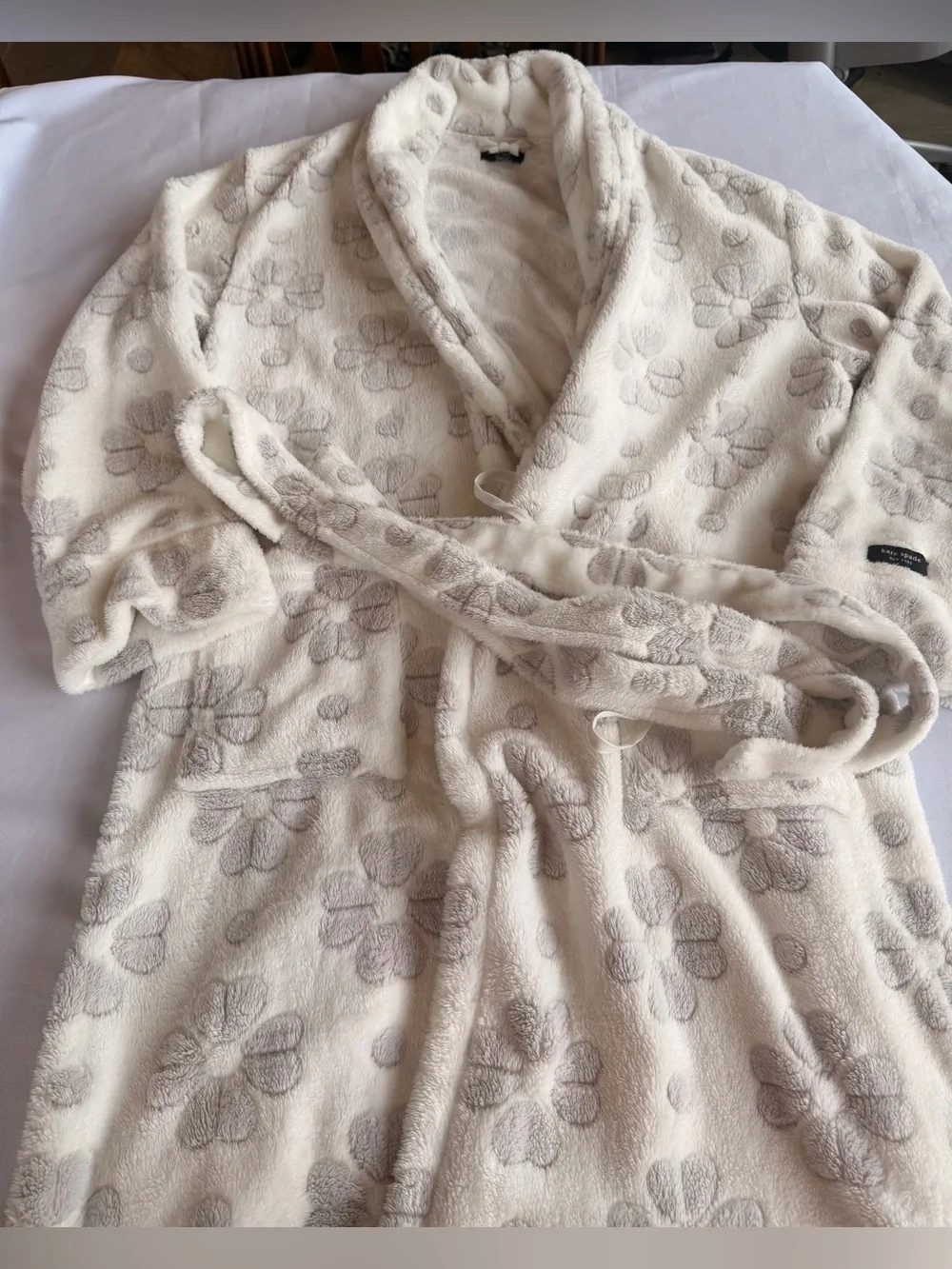 Kate Spade New York Jacquard Plush Robe Gray Floral Hearts Sz XS/P